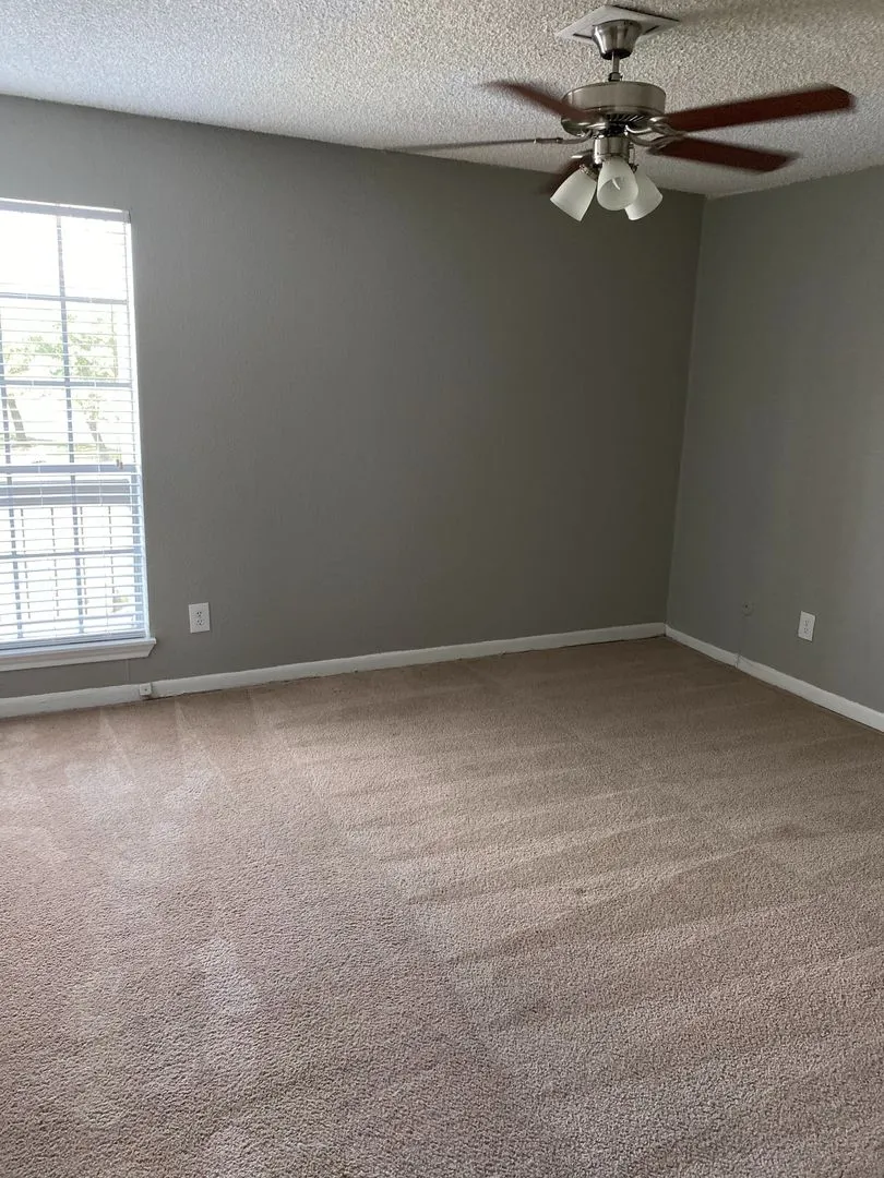 Star Braeswood - Photo 21 of 24