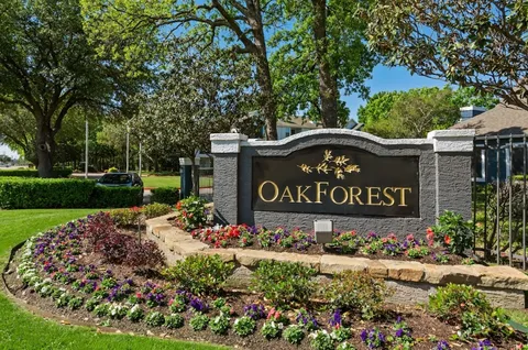 Oak Forest - Photo 25 of 68