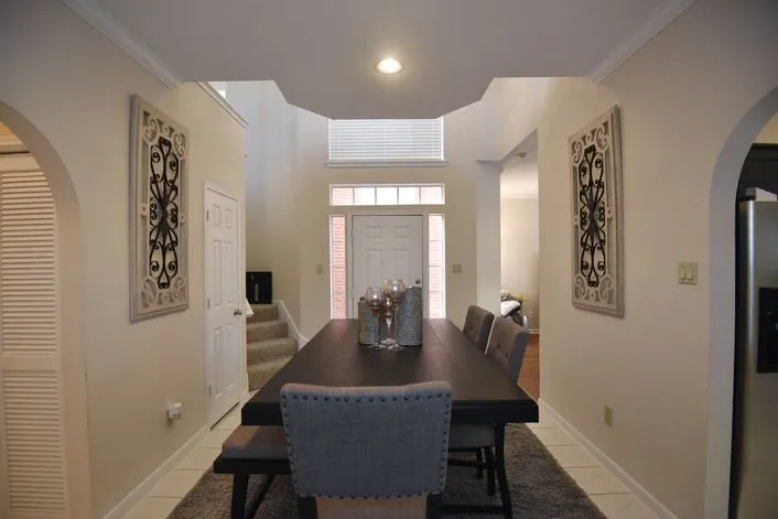 Miramar Townhomes - Photo 13 of 43