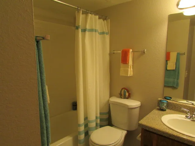 Rosemeade Townhomes - Photo 24 of 28