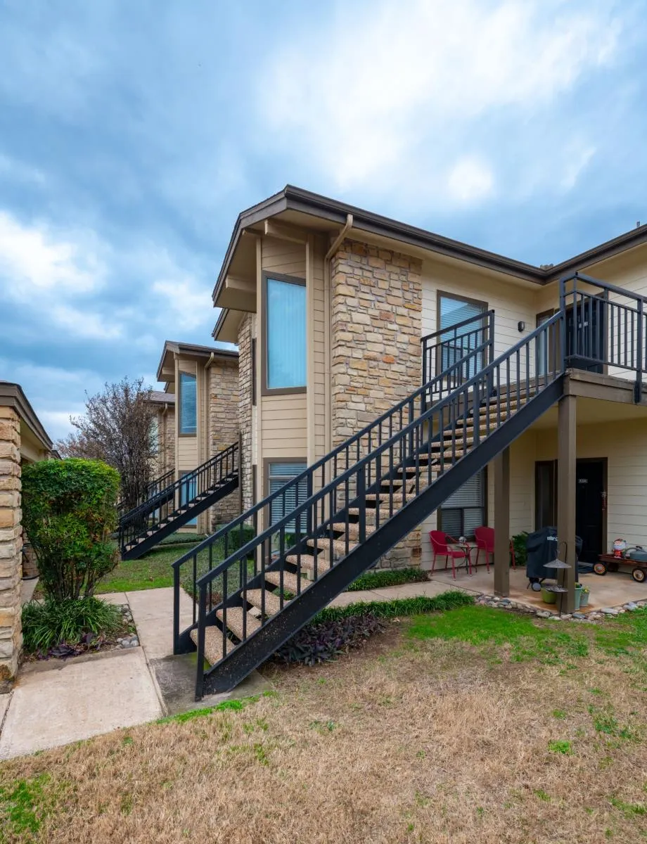 Quorum at Trophy Club Townhomes - Photo 20 of 83