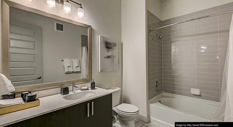 555 Ross Avenue - Photo 3 of 23