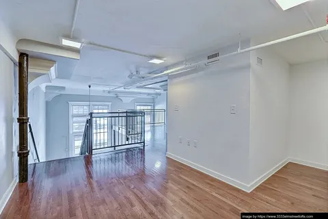 3333 Elm Street Lofts - Photo 5 of 5