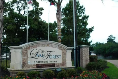 Lake Forest - 11