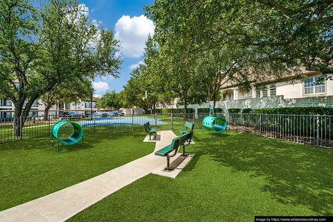 Estates at Las Colinas - Photo 4 of 5