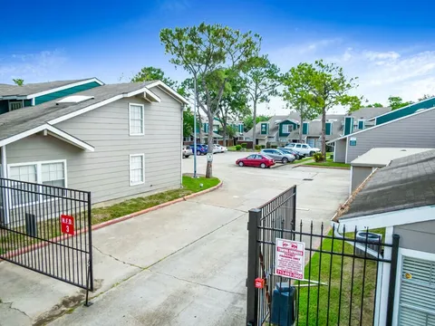 Casa Azul Townhomes - Photo 80 of 117