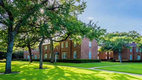 Crestwood Place - Photo 26 of 33