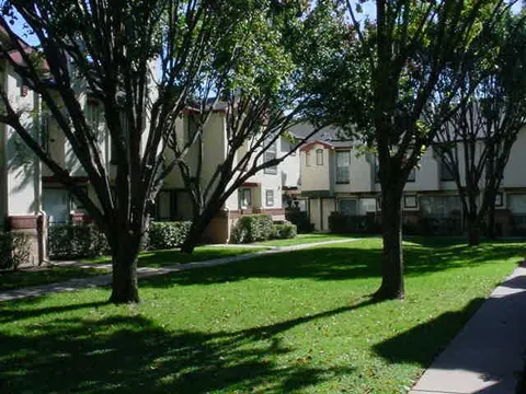 19019 Preston Road Townhomes - Photo 49 of 62