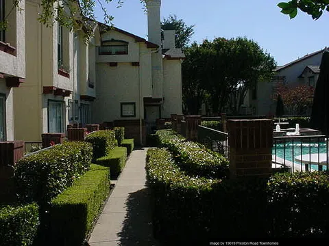 19019 Preston Road Townhomes - Photo 15 of 62