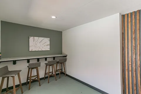 Carriage House - Photo 9 of 47