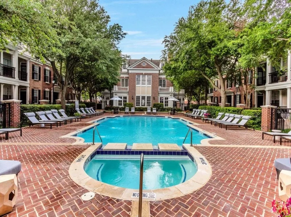 Caruth Premier Townhome Apartments - 41