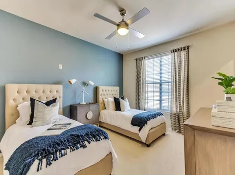 Caruth Premier Townhome Apartments - 61
