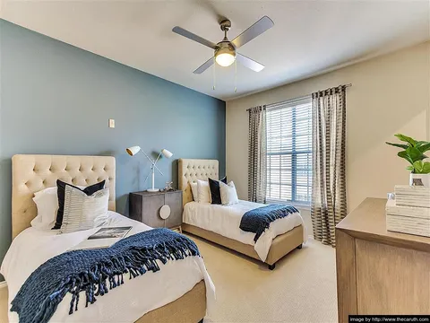 Caruth Premier Townhome Apartments - Photo 3 of 5