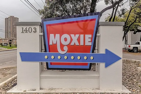 Moxie - Photo 8 of 13