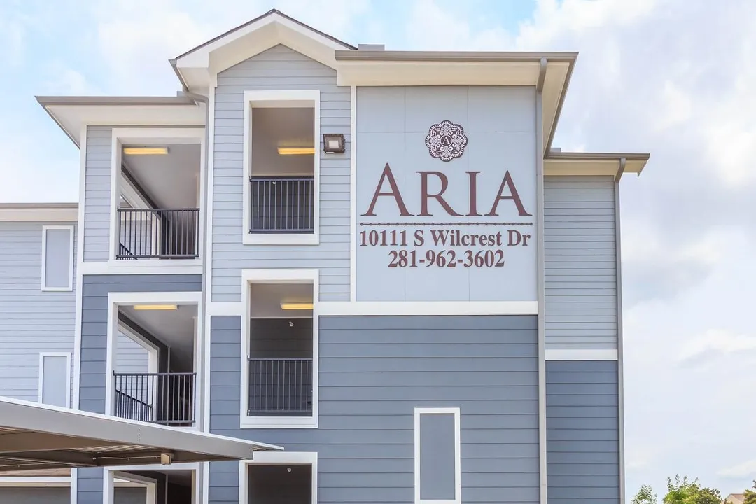 Aria at Wilcrest - Photo 15 of 23