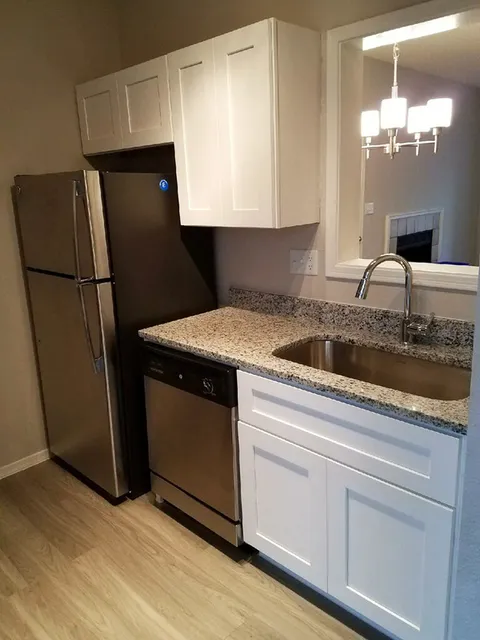 Melrose Trail Apartment Homes - Photo 31 of 32