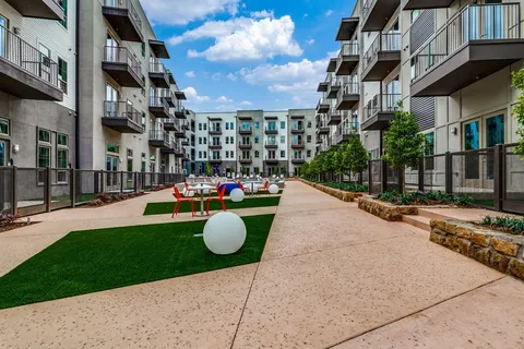 Luxia River East - 10