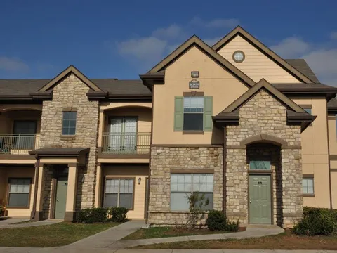 Champion Townhomes on the Green - Photo 22 of 31