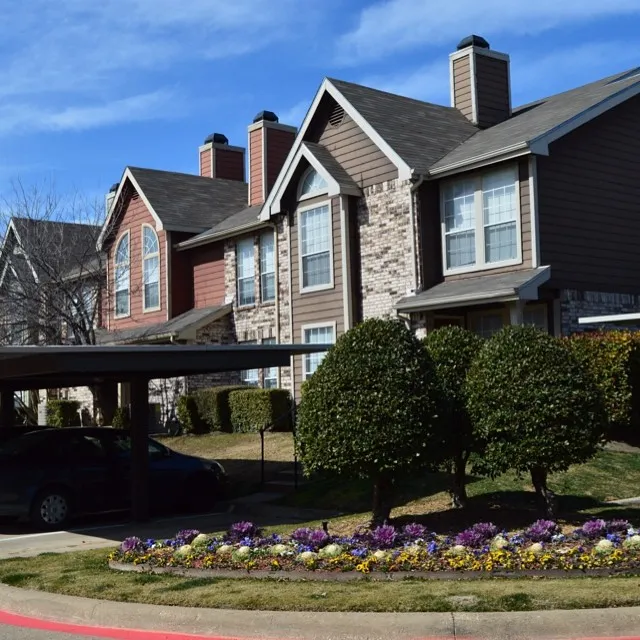 Plano Park Townhomes - Photo 37 of 61