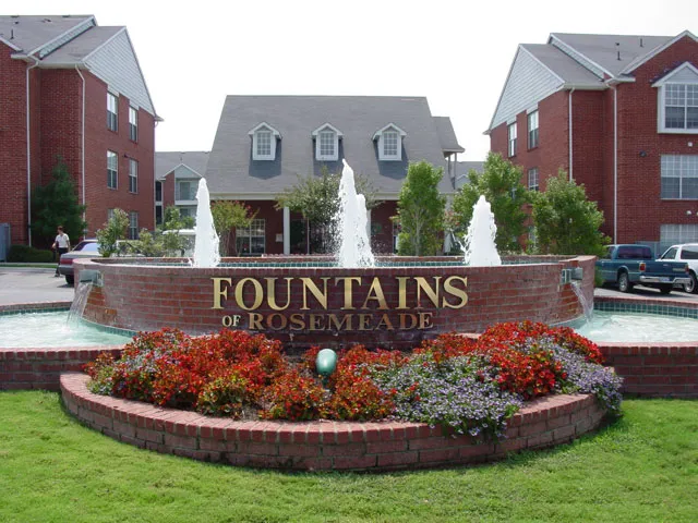 Fountains of Rosemeade - Photo 15 of 32