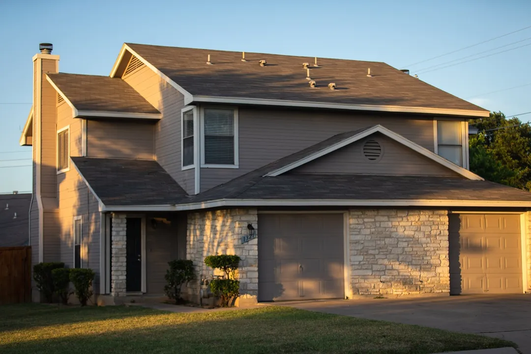 Rock Spring Duplexes - Photo 16 of 32