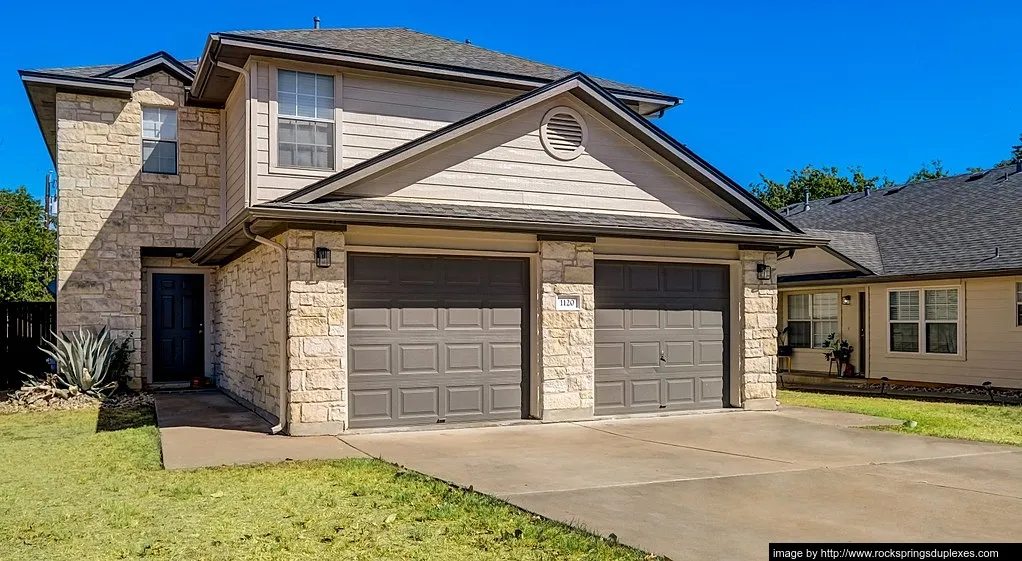 Rock Spring Duplexes - Photo 2 of 32