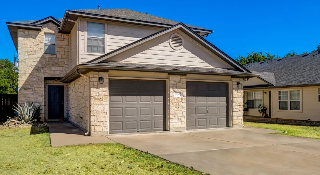 Rock Spring Duplexes - Photo 2 of 32