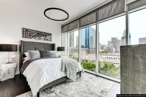 Cirque Residences - Photo 3 of 94