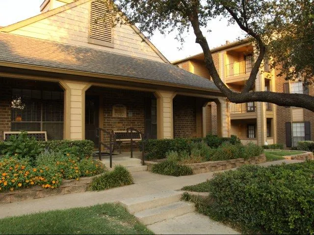 Arbors of Euless - Photo 31 of 36