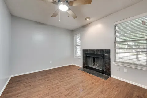 Evergreen Condos - Photo 3 of 10