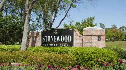 Stonewood - Photo 18 of 35