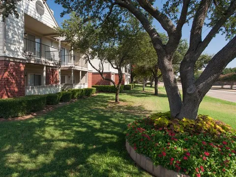 Gables of McKinney - Photo 29 of 38