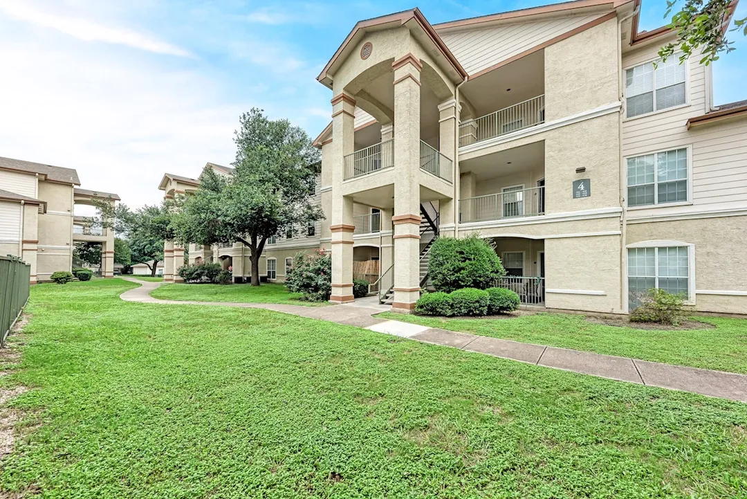 Chandler Creek Apartment Homes - Photo 20 of 34