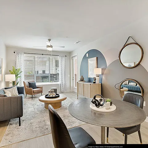1810 Main - Photo 3 of 5