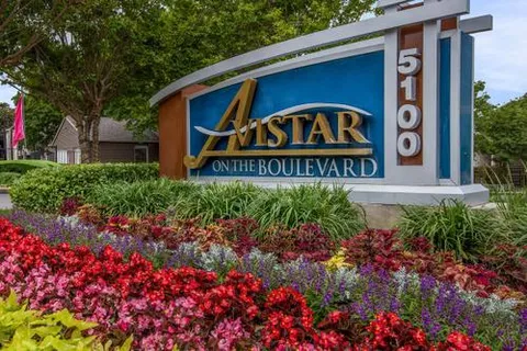 Avistar on the Boulevard - Photo 26 of 35