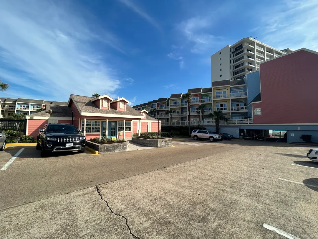 Oceanfront Lofts - Photo 3 of 37