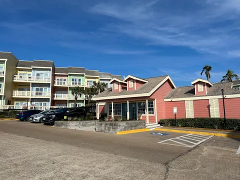 Oceanfront Lofts - Photo 5 of 37