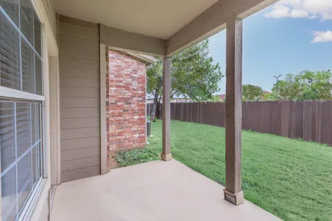 Hunter's Glen Townhomes - Photo 16 of 40