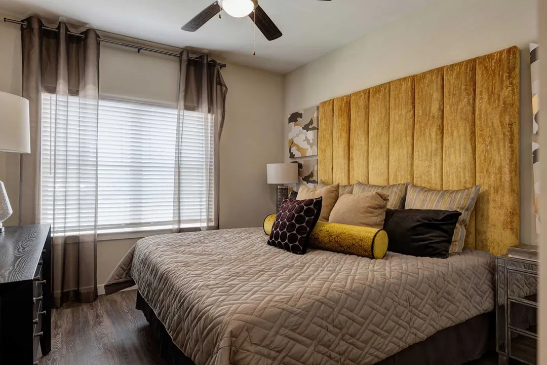 Smart Living at Texas City - Photo 39 of 41