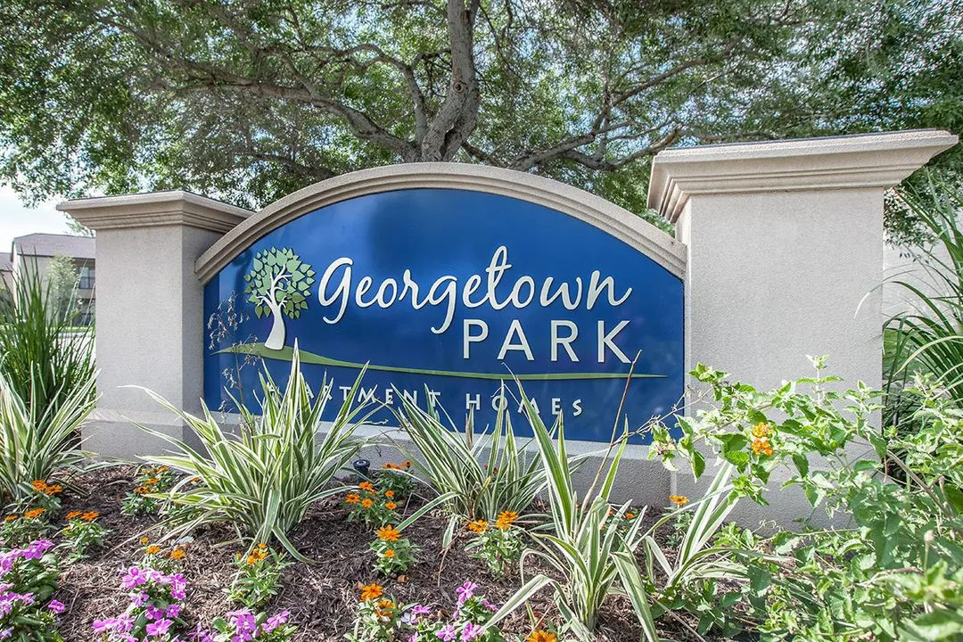 Georgetown Park - 25