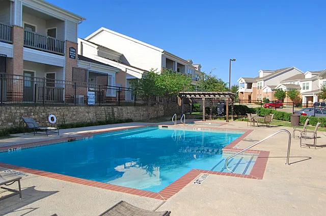 Overton Park Townhomes - Photo 34 of 48