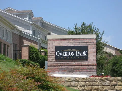Overton Park Townhomes - 23