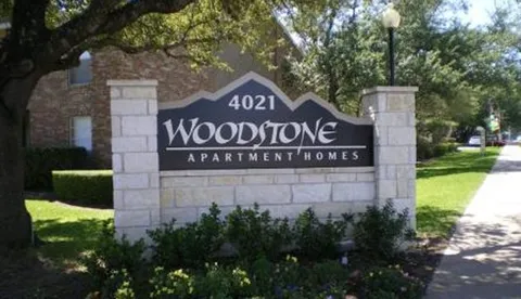 Woodstone - 22