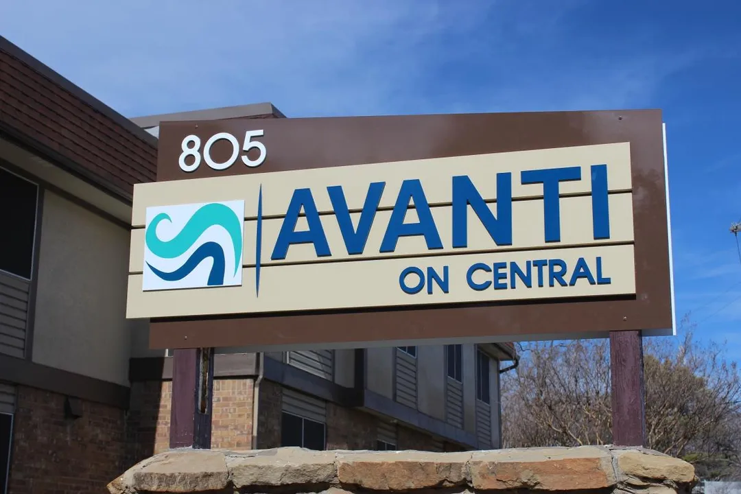 Avanti on Central - Photo 15 of 23