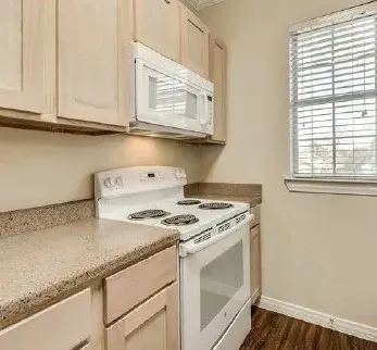 Homes of Persimmon - Photo 18 of 21