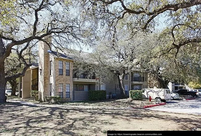 Towering Oaks - Photo 8 of 16