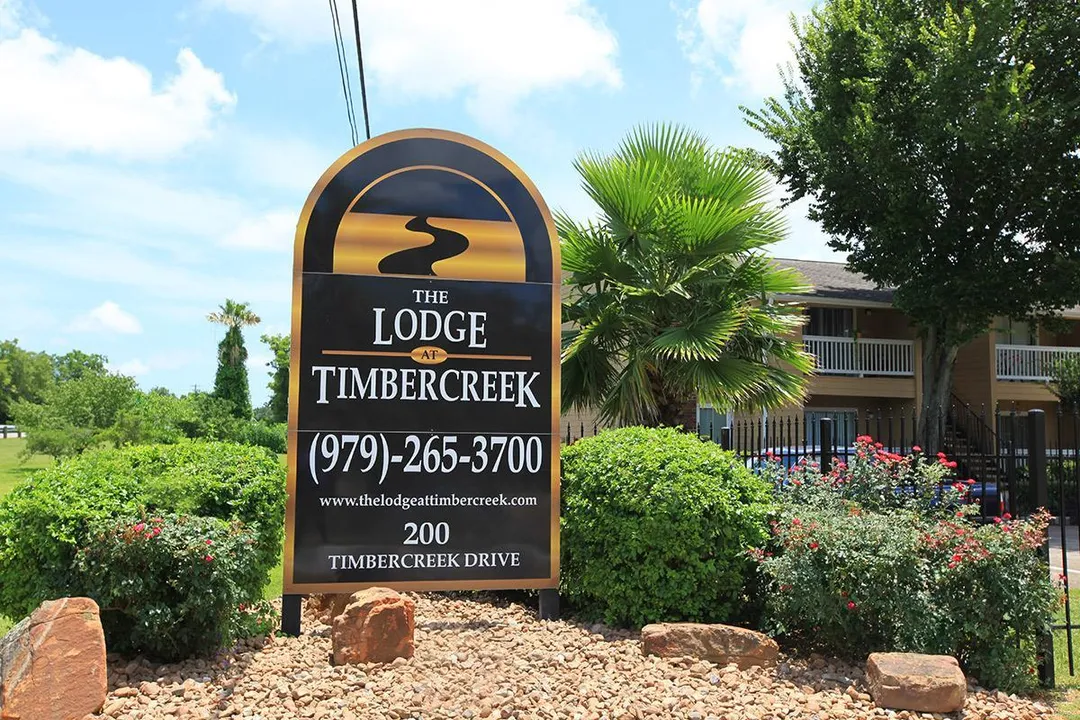 Lodge at Timbercreek - 17