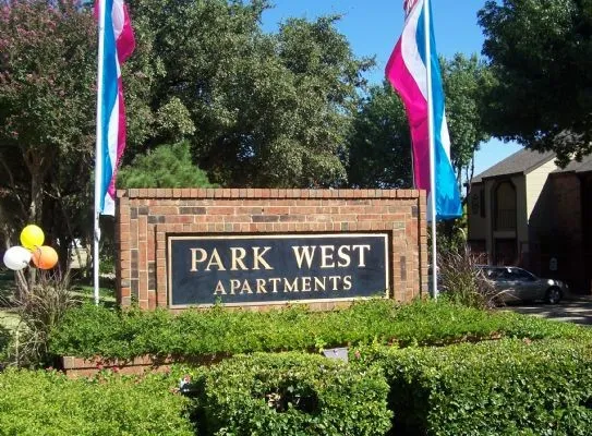 Park West - 22