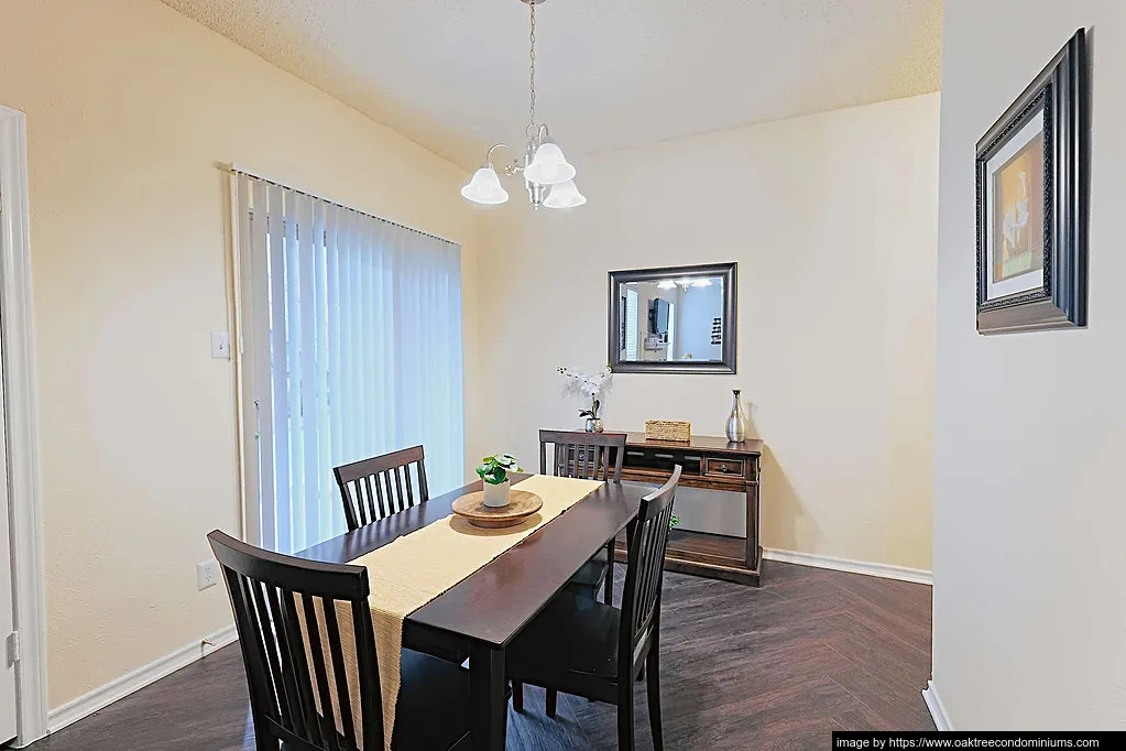 Oak Tree Condos - Photo 10 of 111