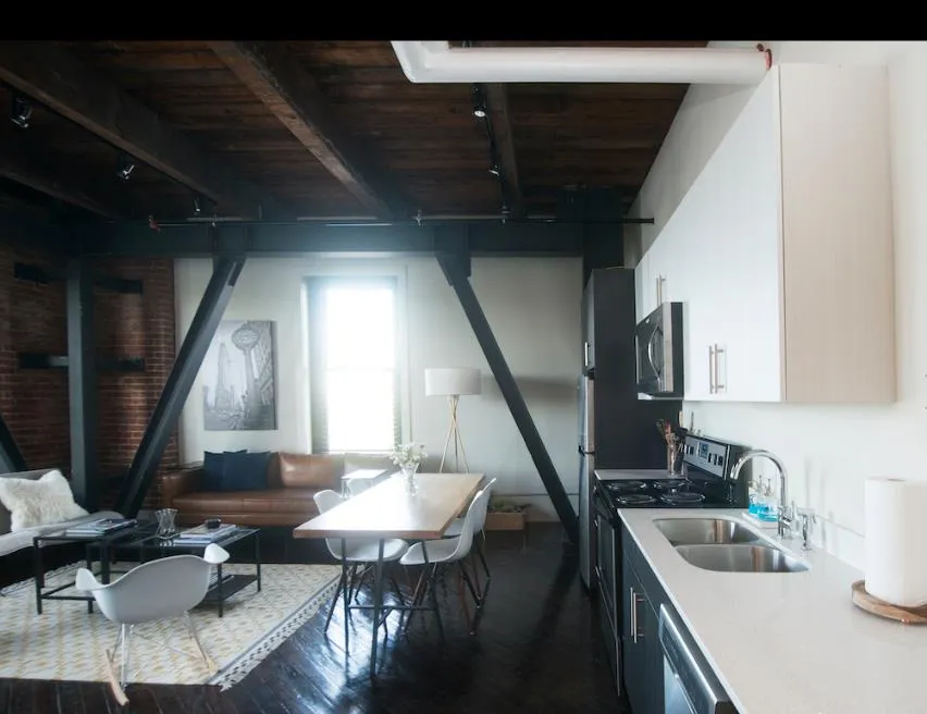 Sampson Lofts - Photo 18 of 23